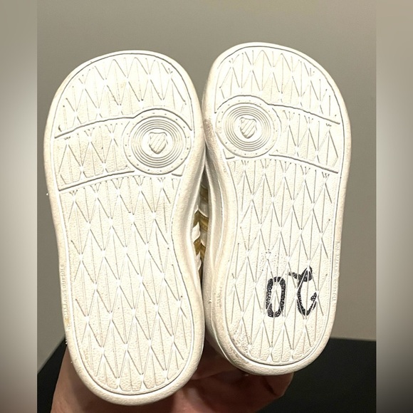 K-Swiss Classic VN Infant Baby Shoes Sneaker - White/Gold Size 6 EUC - Picture 7 of 9